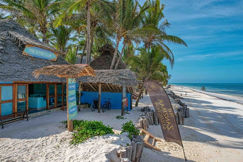 Breezes Beach Club - 20